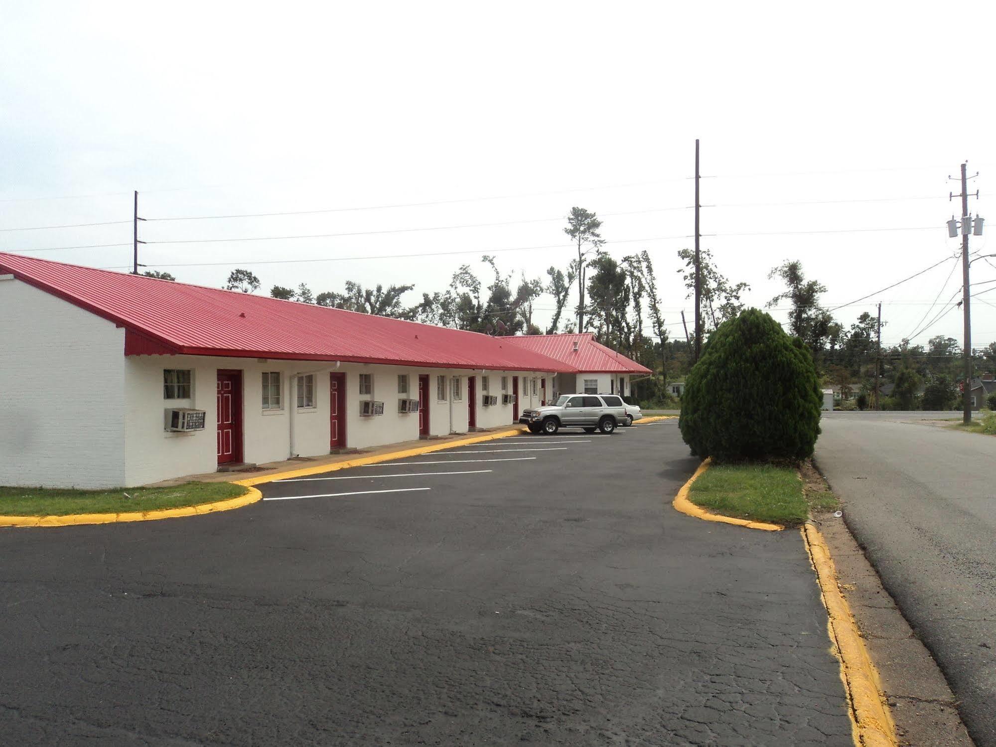 Ole English Inn Тускалуса Экстерьер фото